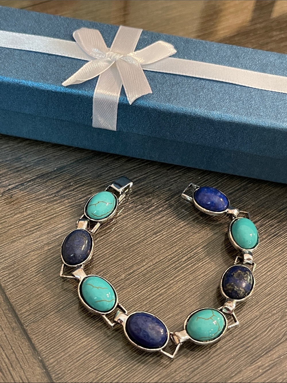 Silver-tone Bracelet with Turquoise Colored Howelite & Lapis Cabochons